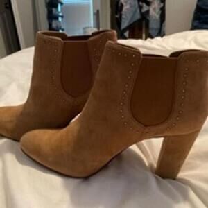 Women's Ralph Lauren Tan Suede Studded Booties Size 10B